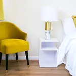 Decosy Apartment